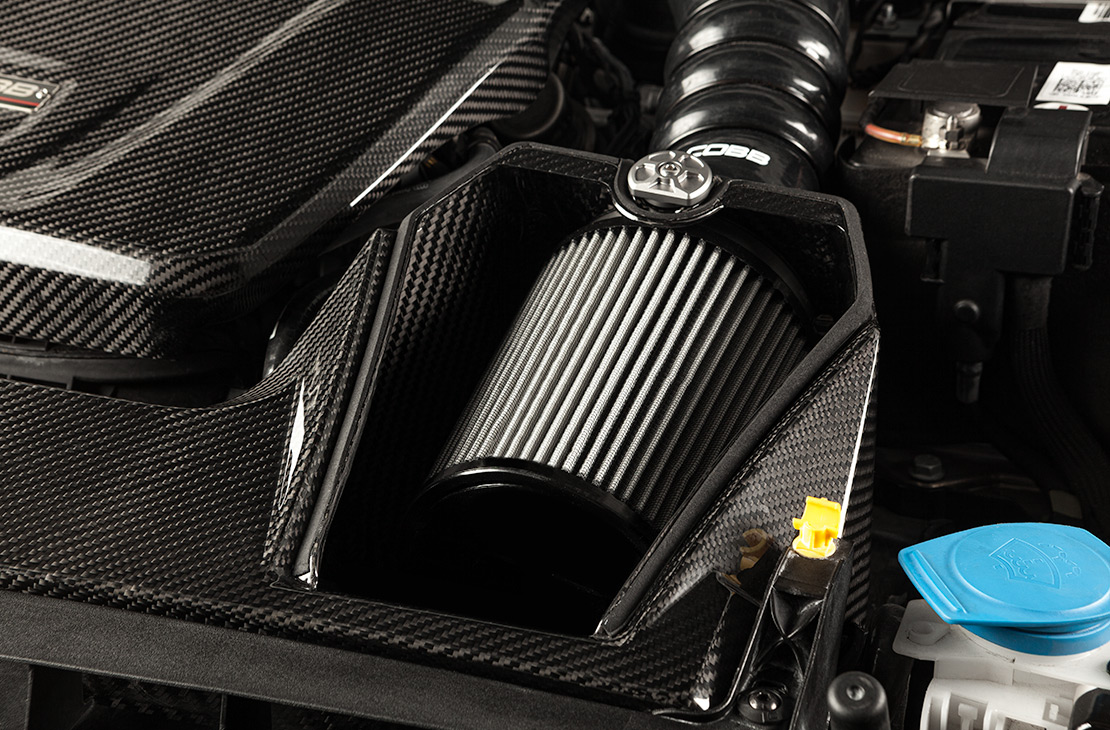 Volkswagen Redline Carbon Fiber Intake  (Mk8) GTI