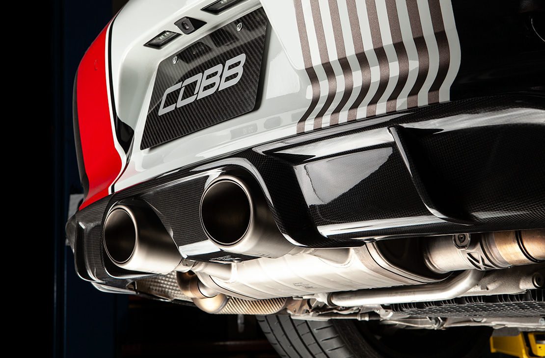 Porsche Akrapovic Slip-On Line (Titanium) Exhaust Tips 911 991.2 Carrera / S / GTS 2017-2018