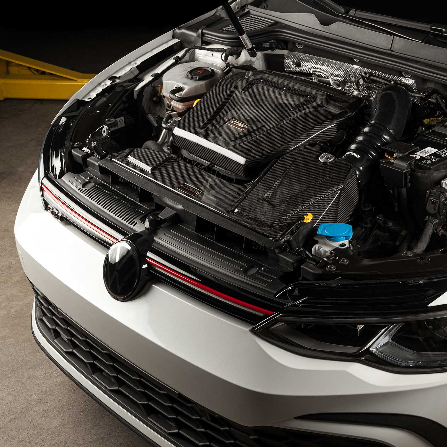 Volkswagen Redline Carbon Fiber Intake  (Mk8) GTI