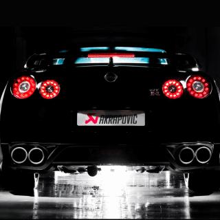 Akrapovic Nissan Slip-On Line (Titanium) Exhaust with Carbon Tips GT-R 2008-2018