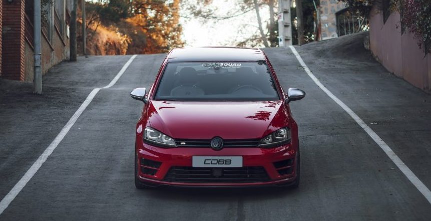 VW_R MK7_Rodri Yufe_Front_red